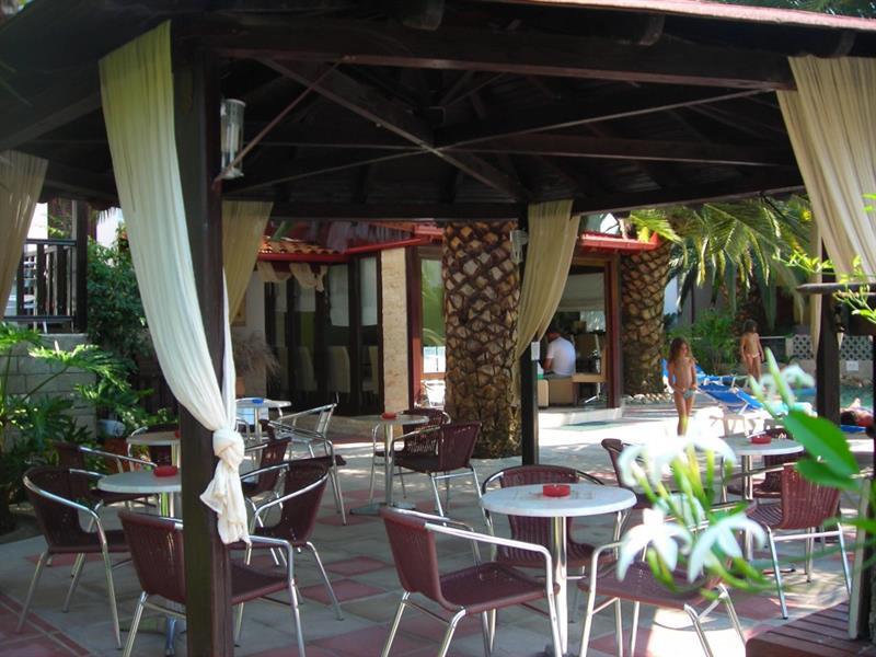 Pella House Hotel Pefkochori Exterior photo